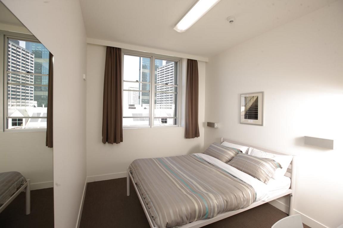 Eco friendly double rooms at Sydney Harbour YHA