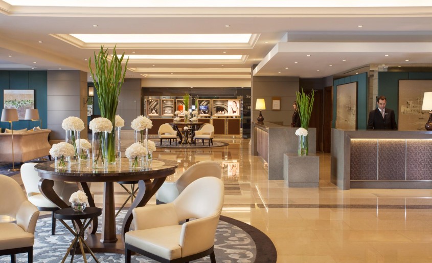 Reception at Corinthia Lisbon business hotel